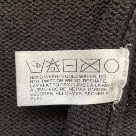 Grannycore cotton blend black cardigan with floral embroidery - Picture 8 of 9